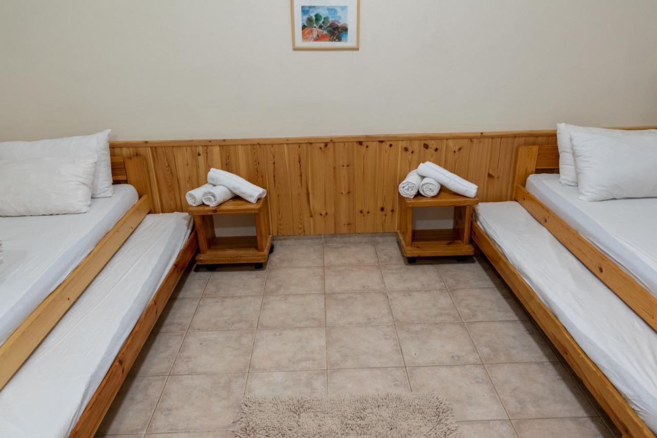 "Bakfar" Kfar Szold Country Lodging Villa Kefar Szold Eksteriør bilde
